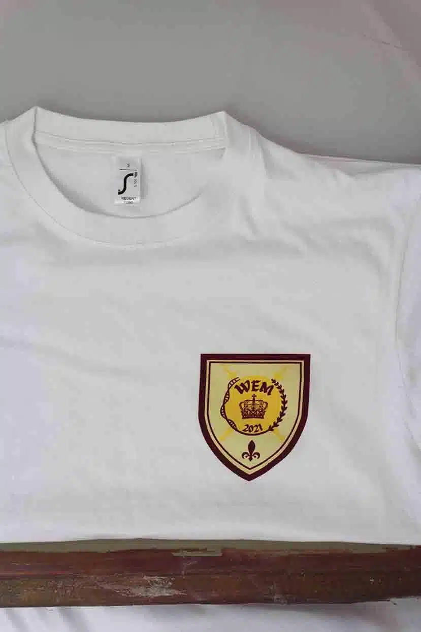 12e51b7fc69e2e11a4f9a8a91598e6e6