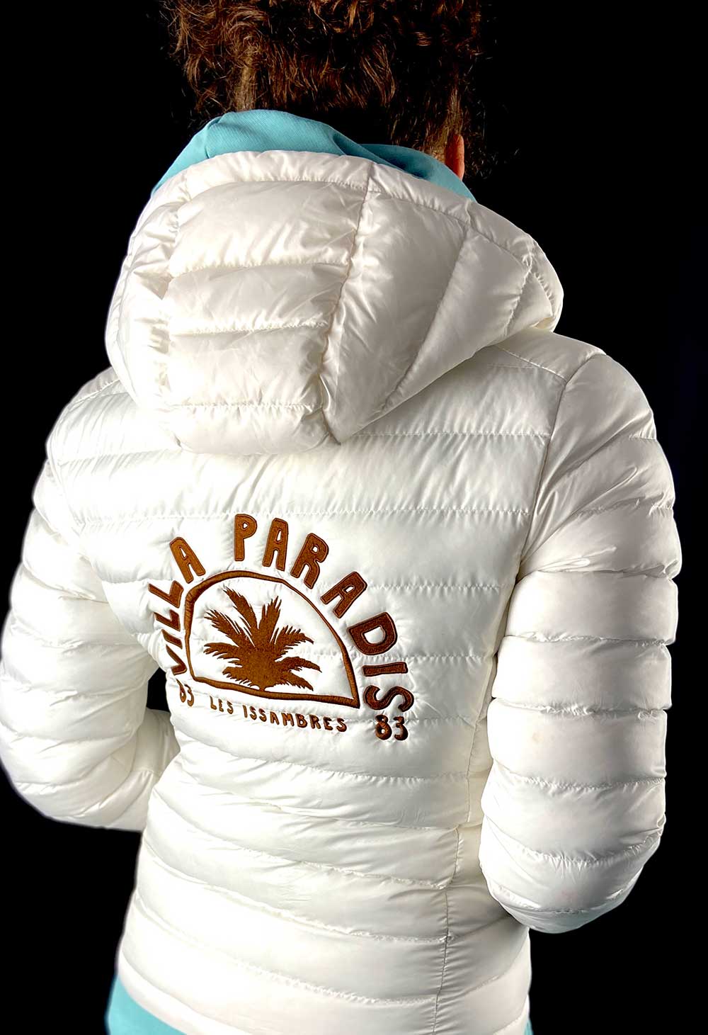 villa paradis resto doudoune broderie4