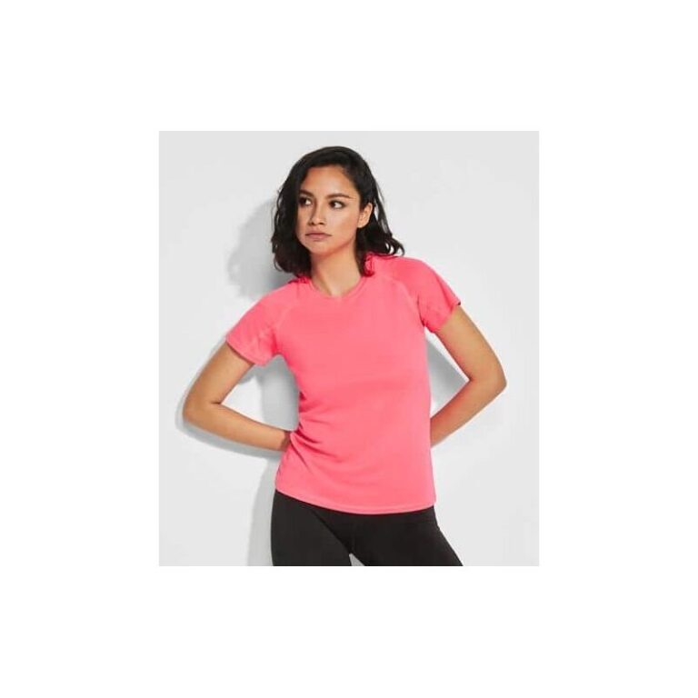t shirt bahrain lady