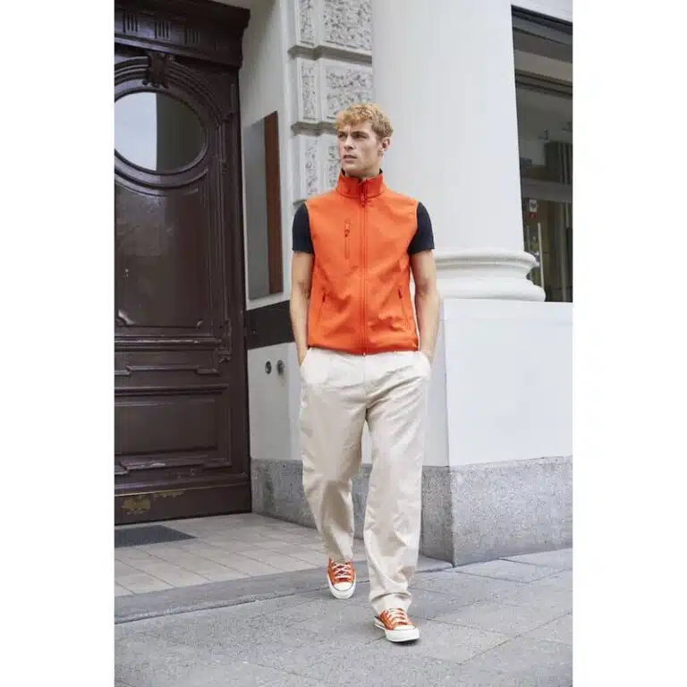0200911 classicsoftshellvest aw22ss23