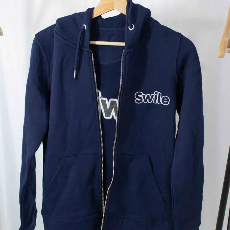 Sweat, broderie, Startup