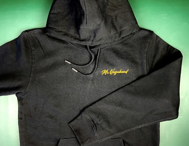 Sweat, Broderie, Restauration