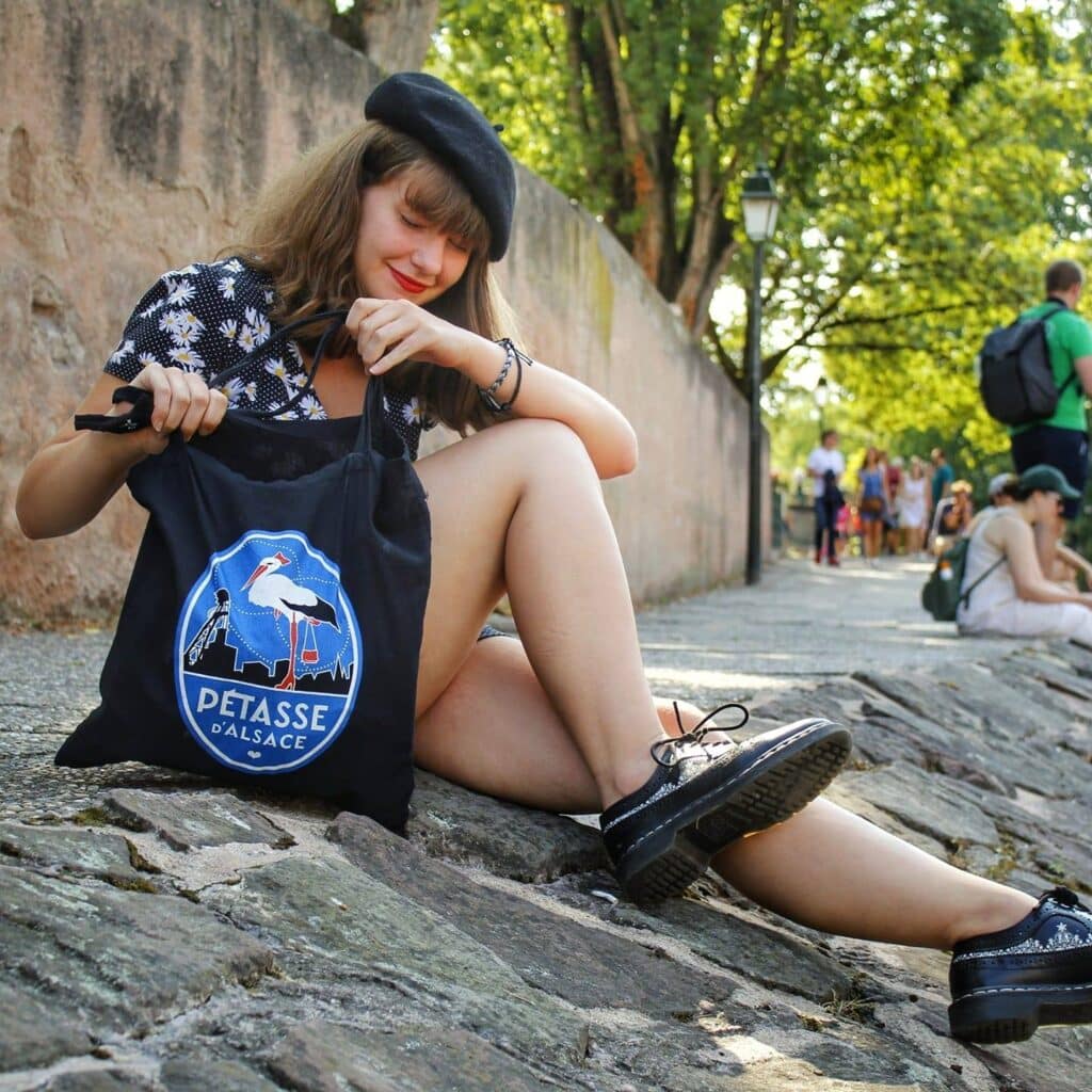 Tote bag