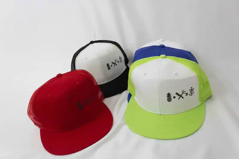 Casquette, Transfert, Marque
