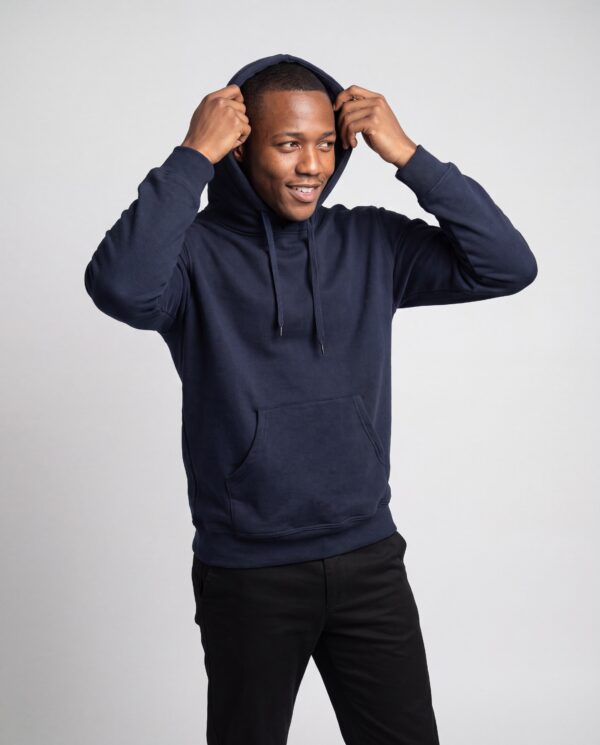 Hoodie bleu marine à personnaliser - marquage textile professionnel IKONE